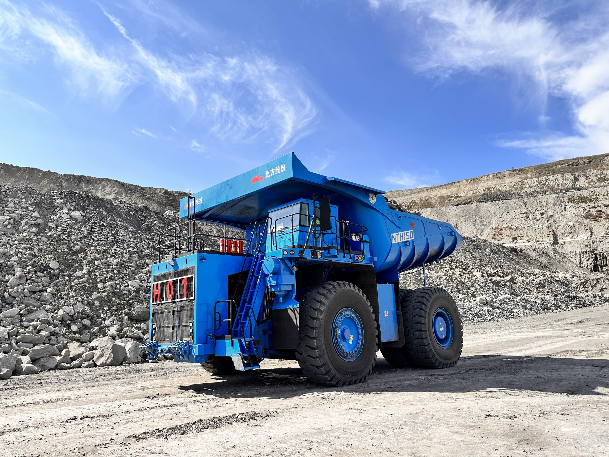 中国、136トン級「水素×電池」鉱山ダンプを実用化　大型鉱山装備のゼロカーボン化で前進